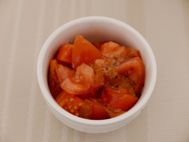 ヤマモト食品「味よし」アレンジ③トマトサラダ